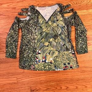 XL Women’s Green Floral Wearable Art Top